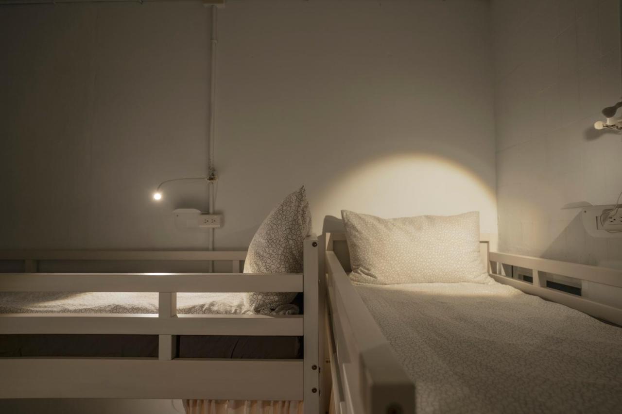 Ruifang Yi Hostel New Taipei City Exterior photo